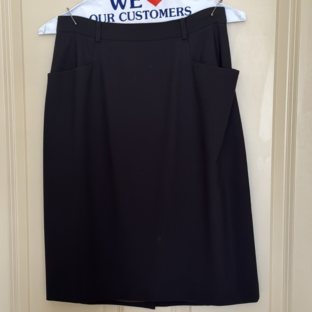 Dark brown wool Wathne skirt vintage sz 6 perfect! High waist with pockets!